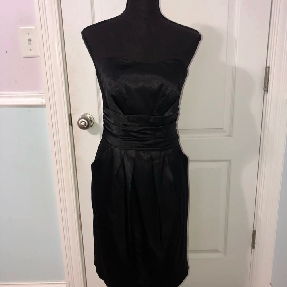 Elegant Black Strapless Dress